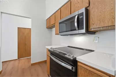 351 SE 146th Ave #8, Portland, OR 97233 - Photo 14