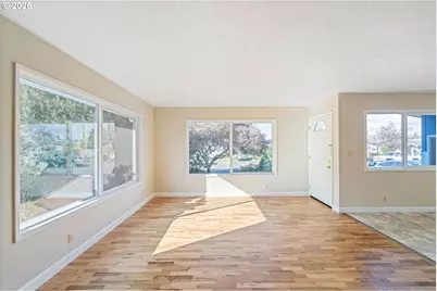 2165 Lewis St, North Bend, OR 97459 - Photo 10