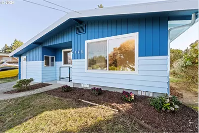 2165 Lewis St, North Bend, OR 97459 - Photo 2