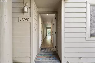 11742 SW Boones Bend Dr, Beaverton, OR 97008 - Photo 4