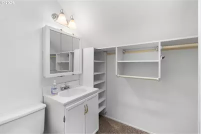 1217 SW Spring Garden St, Portland, OR 97219 - Photo 26