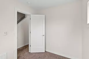 114 NE 109th Ave, Portland, OR 97220 - Photo 24