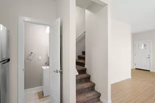 114 NE 109th Ave, Portland, OR 97220 - Photo 16