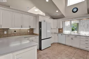 2131 E Willow Loop, Florence, OR 97439 - Photo 18