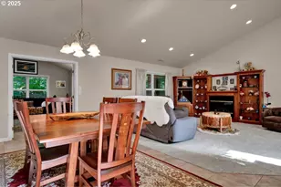 2131 E Willow Loop, Florence, OR 97439 - Photo 14