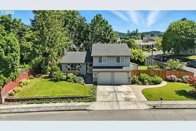 2712 SW 31st St, Gresham, OR 97080 - Photo 1