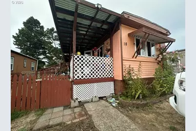 1699 27th St #18, Florence, OR 97439 - Photo 18