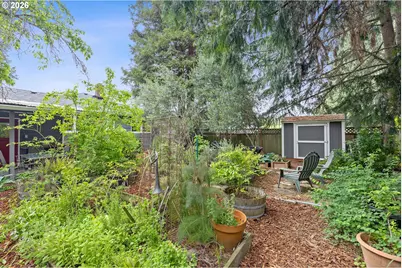 8604 N Van Houten Ave, Portland, OR 97203 - Photo 38