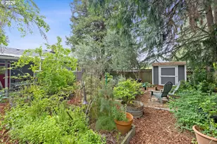 8604 N Van Houten Ave, Portland, OR 97203 - Photo 38
