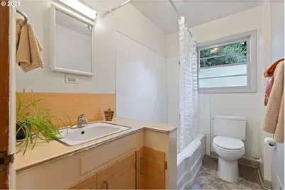 8604 N Van Houten Ave, Portland, OR 97203 - Photo 20