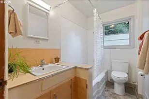 8604 N Van Houten Ave, Portland, OR 97203 - Photo 20