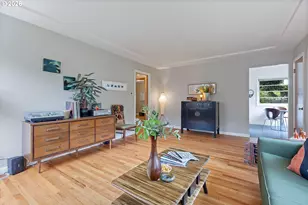 8604 N Van Houten Ave, Portland, OR 97203 - Photo 6