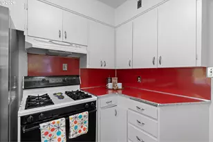 8604 N Van Houten Ave, Portland, OR 97203 - Photo 12