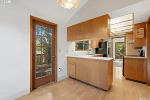 21126 SW Jameco Ct, Tualatin, OR 97062 - Photo 8