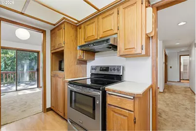 21126 SW Jameco Ct, Tualatin, OR 97062 - Photo 10