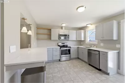 32671 E Mill St, Coburg, OR 97408 - Photo 10