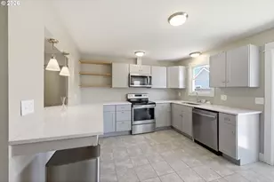 32671 E Mill St, Coburg, OR 97408 - Photo 10