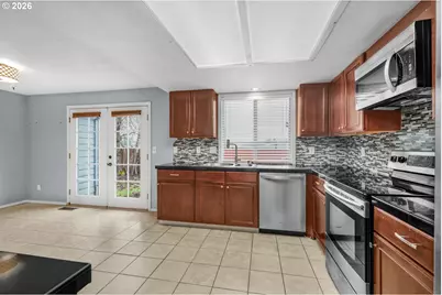 21831 SW Kristin Ct, Beaverton, OR 97003 - Photo 8