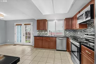 21831 SW Kristin Ct, Beaverton, OR 97003 - Photo 8