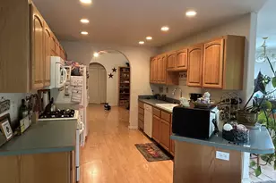 2343 NW Chambers Dr, Roseburg, OR 97471 - Photo 12