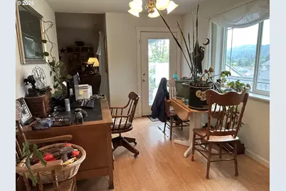 2343 NW Chambers Dr, Roseburg, OR 97471 - Photo 14