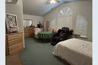 2343 NW Chambers Dr, Roseburg, OR 97471 - Photo 16