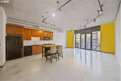 1030 NW 12th Ave #330, Portland, OR 97209 - Photo 4