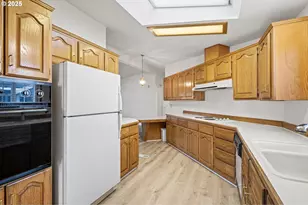 1699 N Terry St, Eugene, OR 97402 - Photo 16