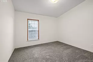 1699 N Terry St, Eugene, OR 97402 - Photo 32