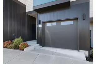 2635 NW Sussex Ave, Portland, OR 97210 - Photo 4