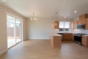 3416 SE 8th Pl, Battle Ground, WA 98604 - Photo 4