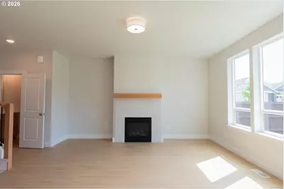 3416 SE 8th Pl, Battle Ground, WA 98604 - Photo 2