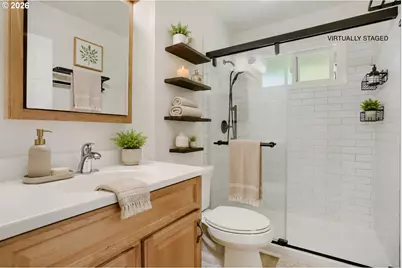 1045 SW Bertha Blvd #7, Portland, OR 97219 - Photo 14
