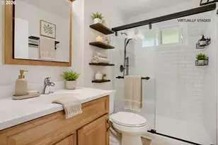1045 SW Bertha Blvd, Portland, OR 97219 - Photo 14