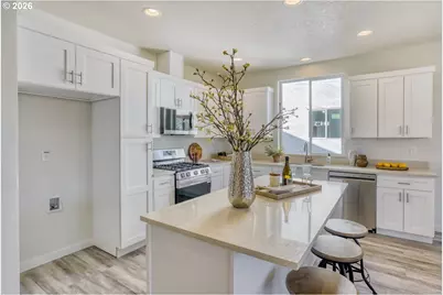 9358 Glory Ct NE, Salem, OR 97305 - Photo 14