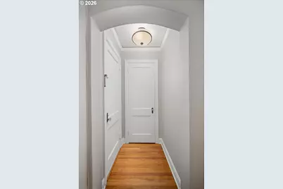 709 SW 16th Ave #505, Portland, OR 97205 - Photo 8
