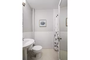 709 SW 16th Ave, Portland, OR 97205 - Photo 28