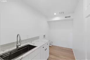 2455 W 29th Ave, Eugene, OR 97405 - Photo 42