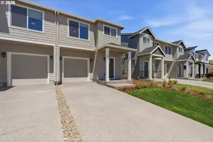 422 E Wilson St, Carlton, OR 97111 - Photo 4