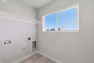 422 E Wilson St, Carlton, OR 97111 - Photo 34