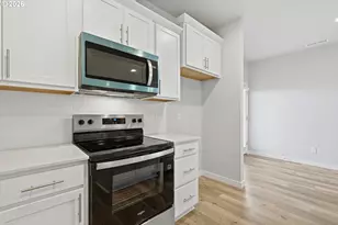422 E Wilson St, Carlton, OR 97111 - Photo 20