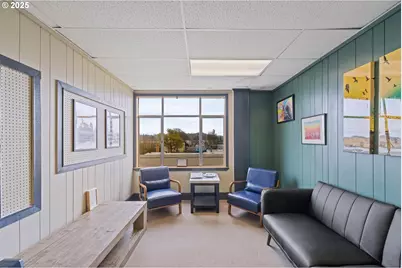 340 Central Ave, Coos Bay, OR 97420 - Photo 40