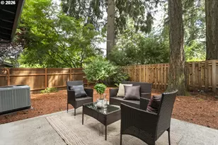 13790 SW Harness Ln, Beaverton, OR 97008 - Photo 40