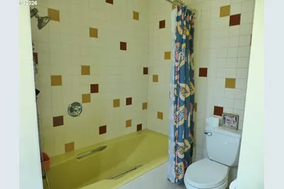 16222 SE Oatfield Rd, Milwaukie, OR 97267 - Photo 12