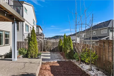 16858 SW Larkspring Ln, Beaverton, OR 97007 - Photo 46