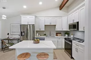 6865 NE Claremont Ave, Portland, OR 97211 - Photo 6