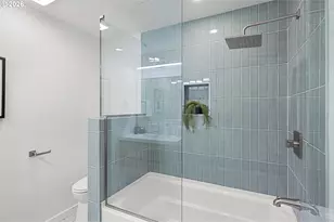6865 NE Claremont Ave, Portland, OR 97211 - Photo 8