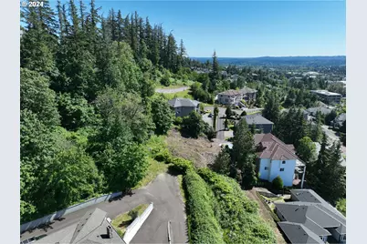 9380 SE Emmert View Ct, Happy Valley, OR 97086 - Photo 6