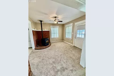 974 Fir Ave, Reedsport, OR 97467 - Photo 6