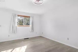 1420 NE Hoffman Dr, McMinnville, OR 97128 - Photo 22